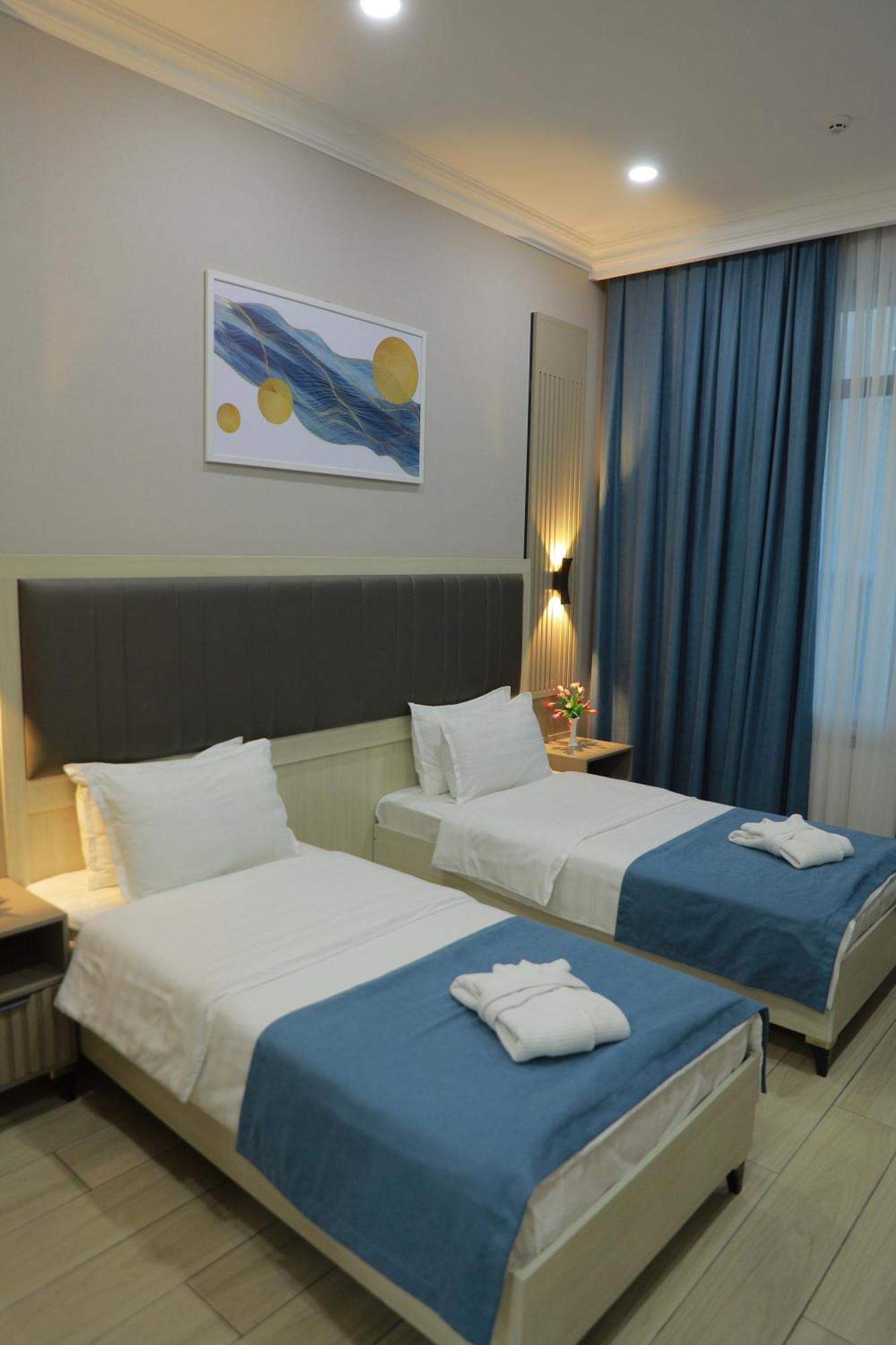 Human Hotel Tashkent Exterior foto