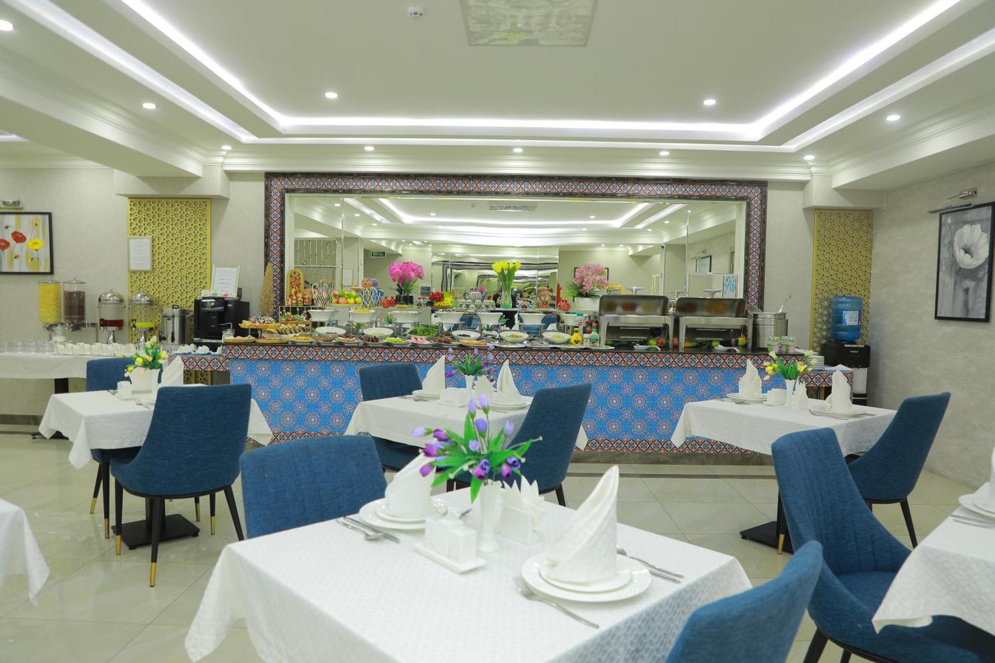 Human Hotel Tashkent Exterior foto